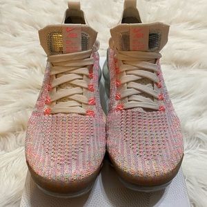 Nike Women Air VaporMax Sneakers